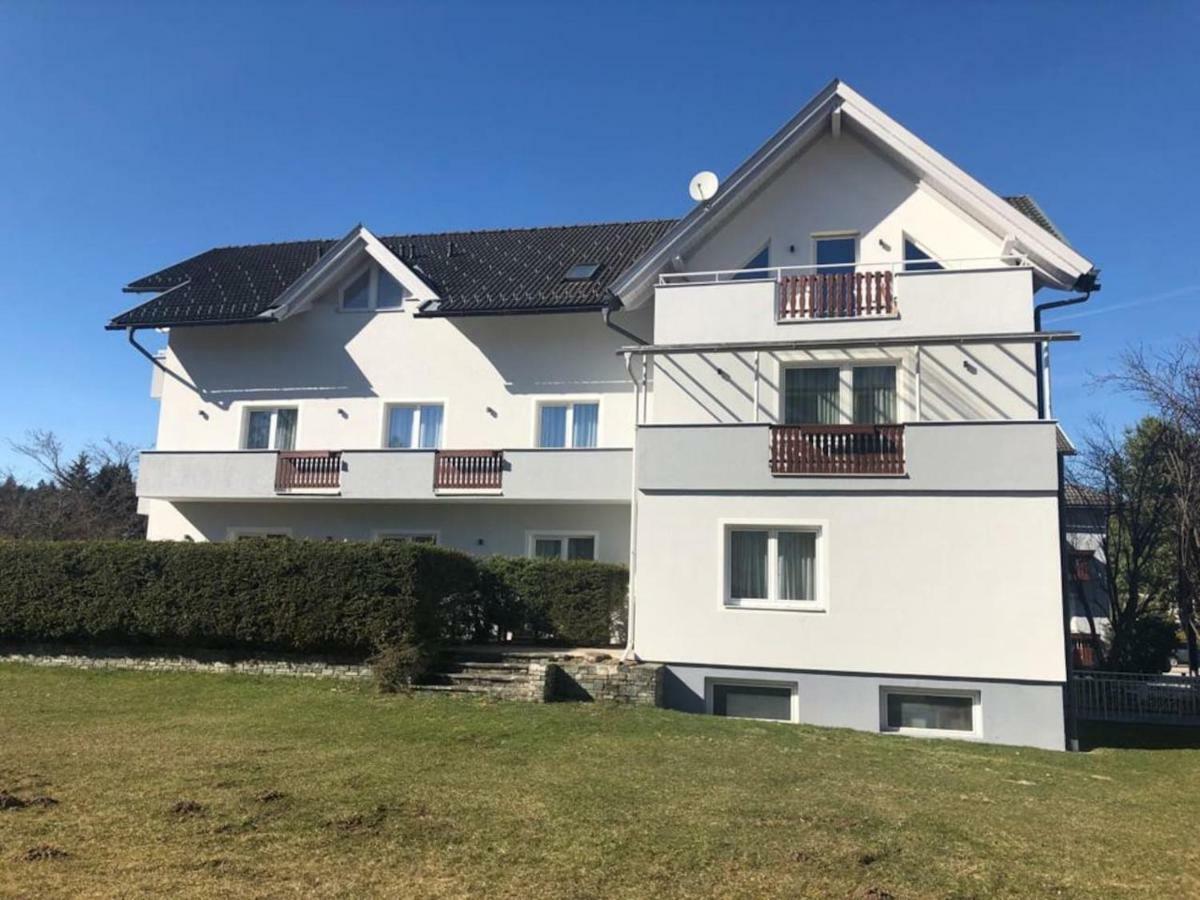 Superior-Apartment mit Pool und Seezugang Velden am Wörthersee Exterior foto